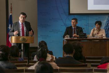 Director Ejecutivo de CONICYT participa en seminario CRUCh