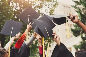 Los seleccionados podrán continuar desarrollando su formación en universidades y centros de primer nivel.