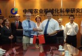 CONICYT firma importantes acuerdos de cooperación científica con India y la República Popular China