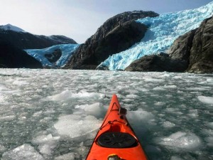 Expedición de Hielo Marino de CEQUA: desclasificando información encerrada en la naturaleza