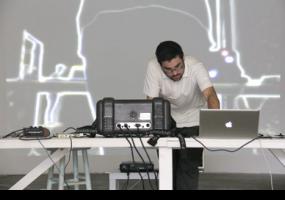 Proyectos Fondecyt 2013: Investigan vínculos entre poesía contemporánea y música electrónica