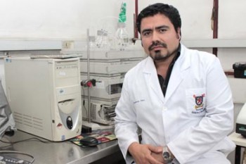 Académico trabajará nuevos métodos de degradación de contaminantes mediante el uso de fotonanocatilizadores
