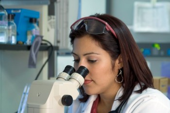 Premio L´Oréal Chile – UNESCO For Women in Science 2016 abre sus postulaciones